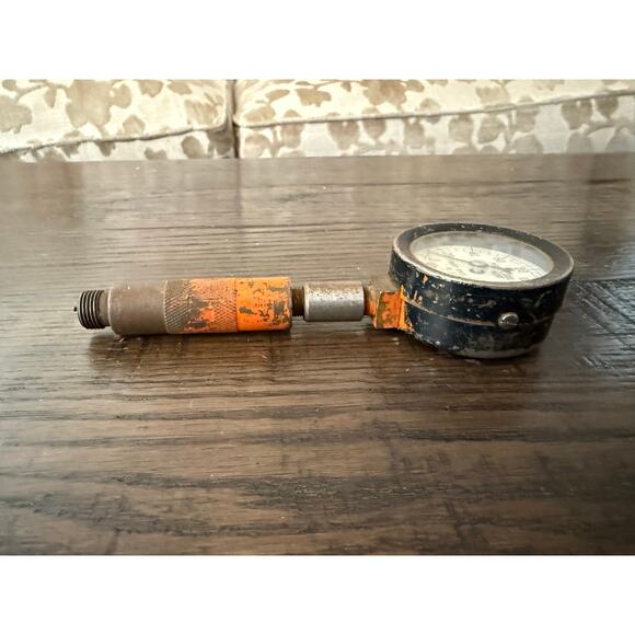 Vint Perry David Equipment Pressure Gauge –Model No. 617-Rocky Riv, OH - Picture 6 of 8